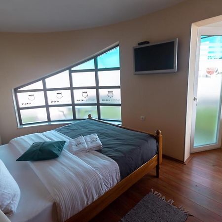 Motel Atos Лакташи Экстерьер фото