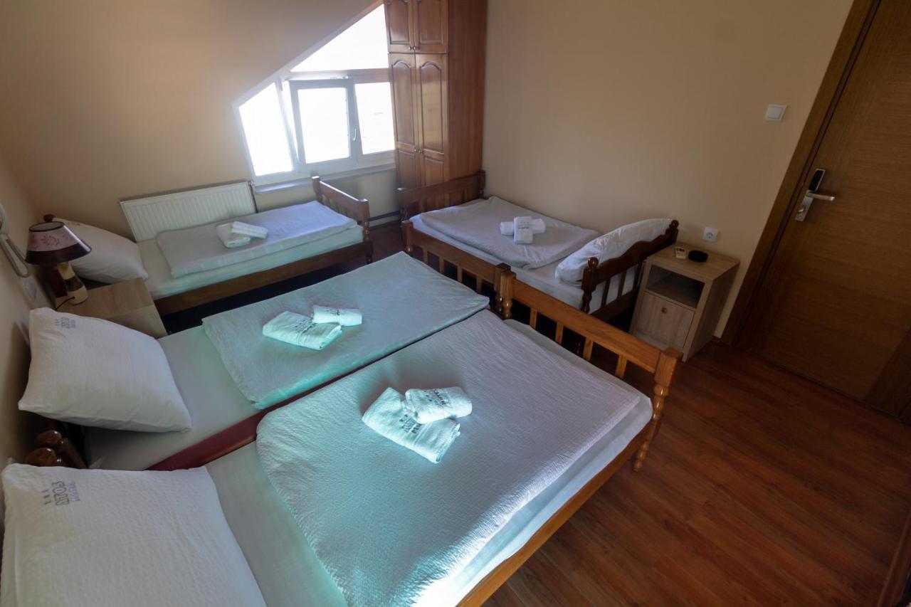 Motel Atos Лакташи Экстерьер фото