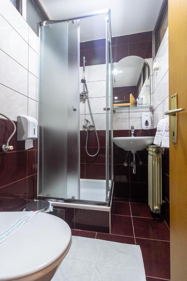 Motel Atos Лакташи Экстерьер фото
